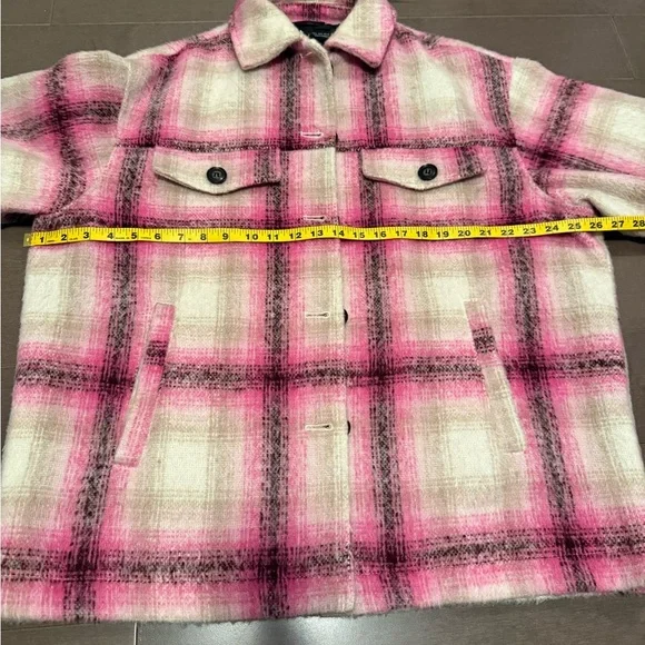 ZARA Plaid Overshirt / Jacket - Picture 3 of 7